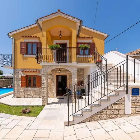 Zaneta Holiday home