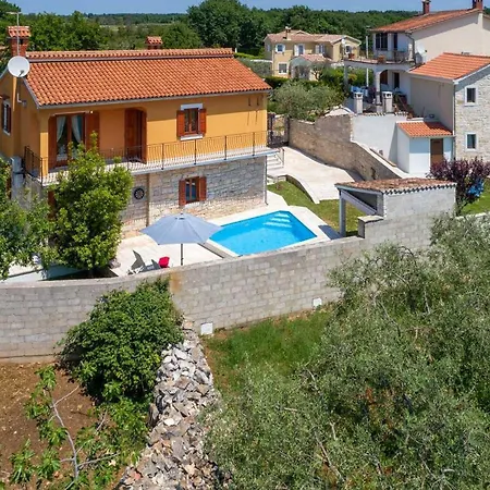 Holiday home Zaneta Vosteni