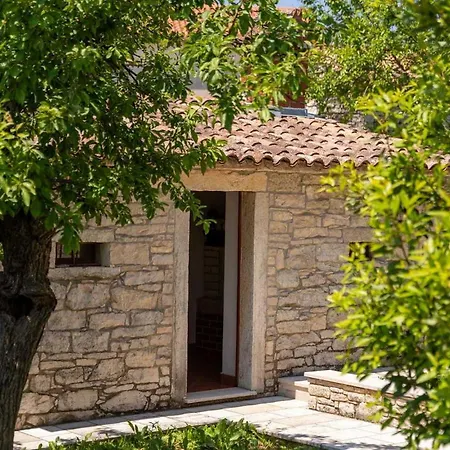 Holiday home Zaneta Vosteni
