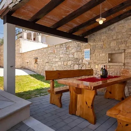 Holiday home Zaneta *