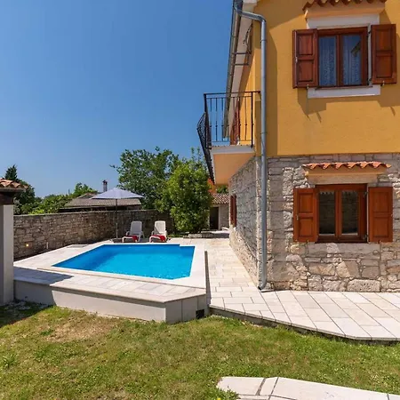 Zaneta Vošteni